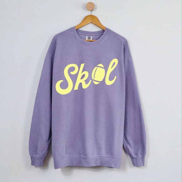 Fan Girl SKOL Crewneck - Picture 1 of 8